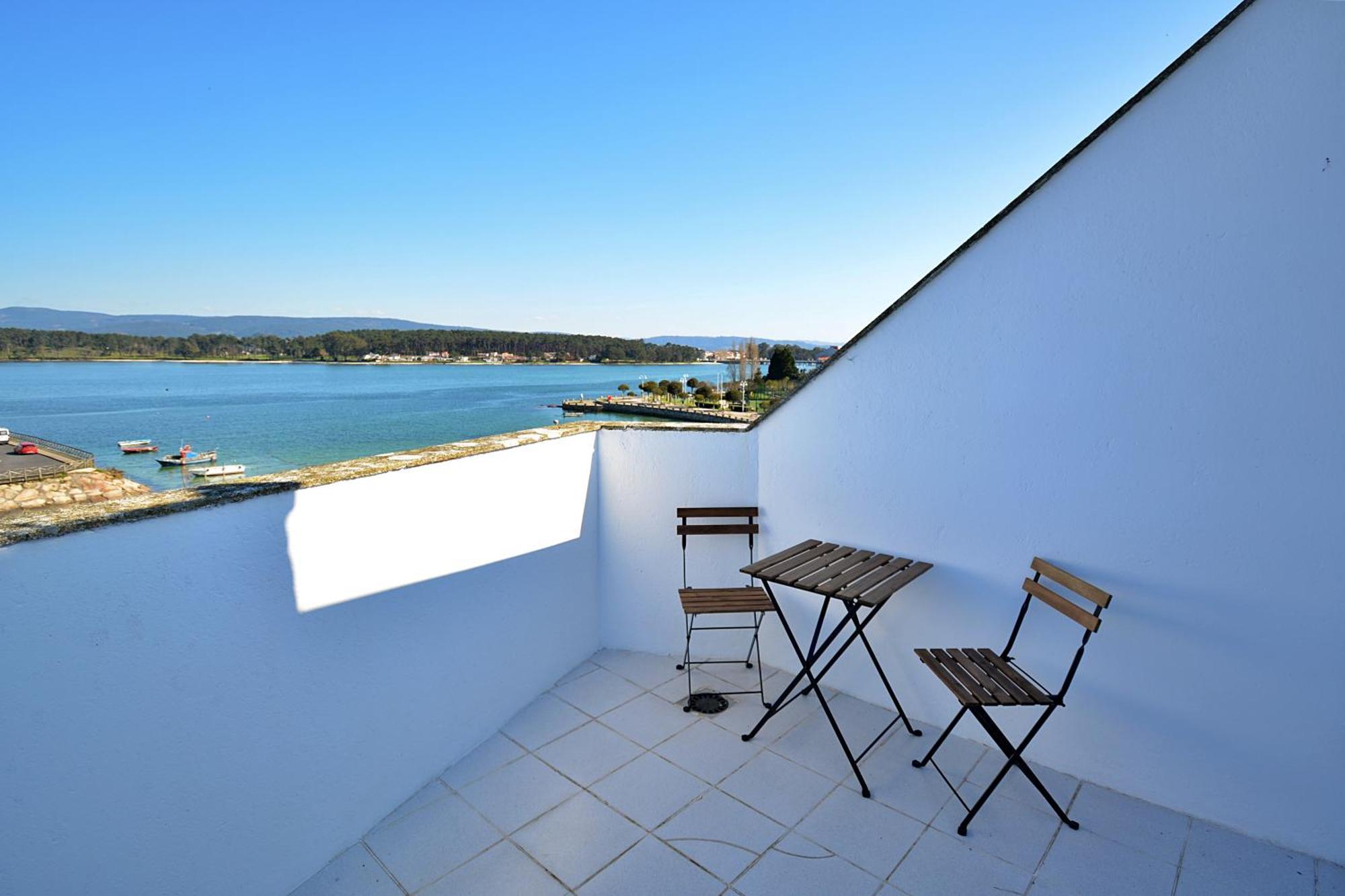 Apartamento Con Terraza Frente Al Mar En โอโกรเบ ภายนอก รูปภาพ